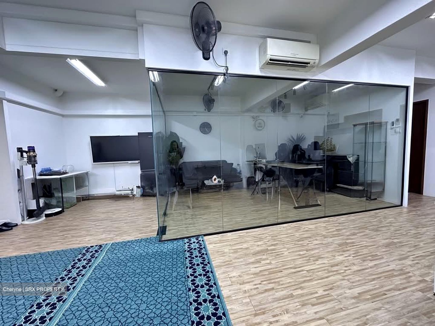 Tampines Street 21 (D18), Office #604585521